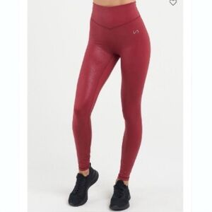 NWOT TLF Artic 2.0 Leggings In Oxblood Chrome